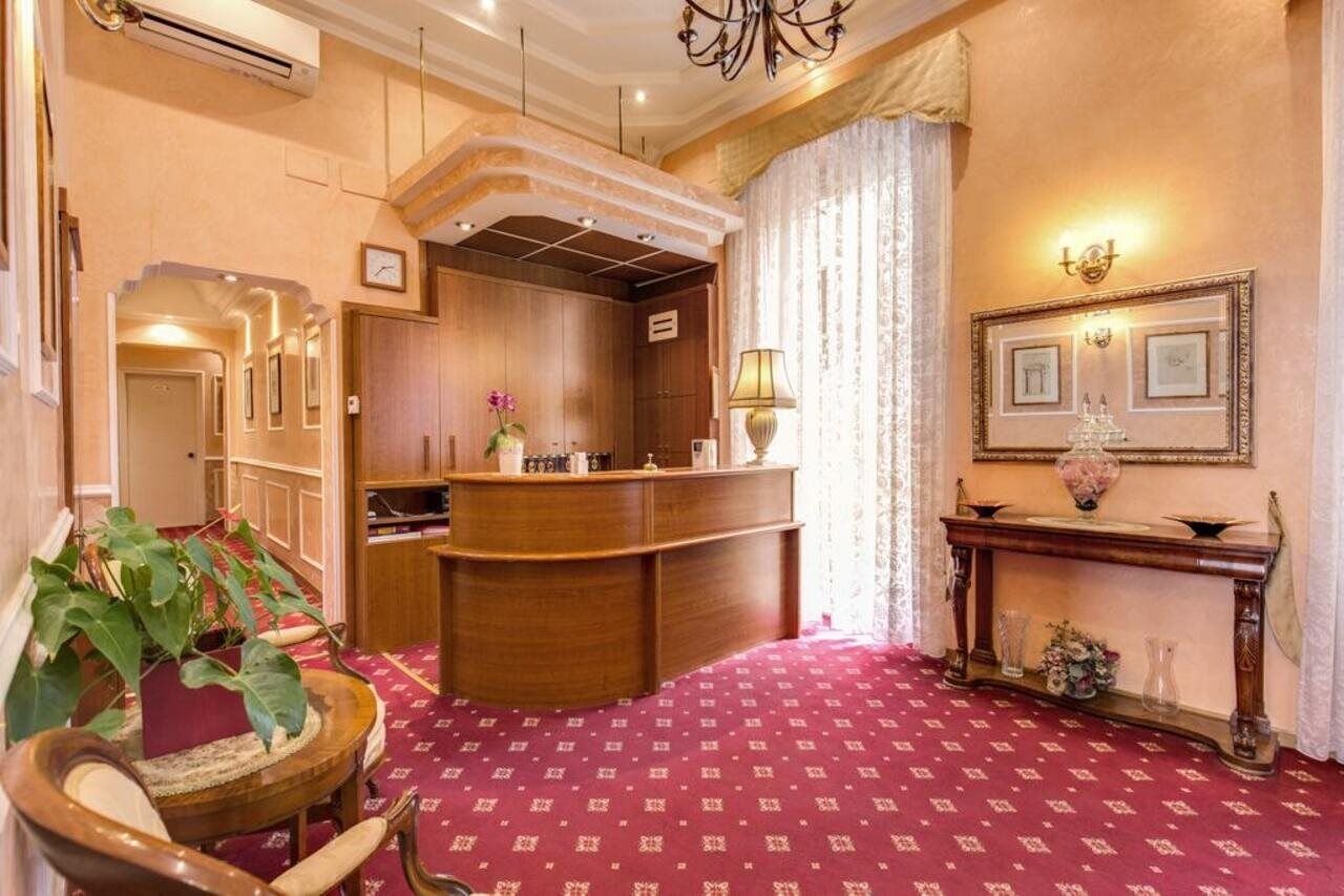 Hotel Martini 3*
